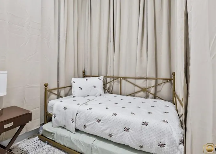 Apartamento Spacious In Awesome With Wifi, Ac
