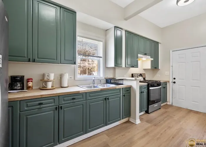 Spacious In Awesome With Wifi, Ac Apartamento
