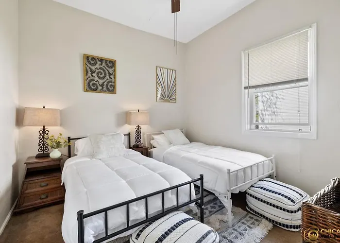 Apartamento Spacious In Awesome With Wifi, Ac